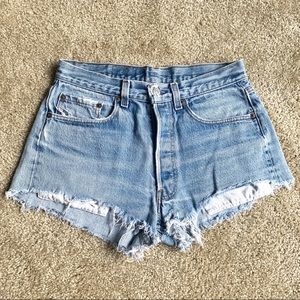 LEVIS high waisted denim jean shorts